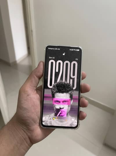 REALME GT 6