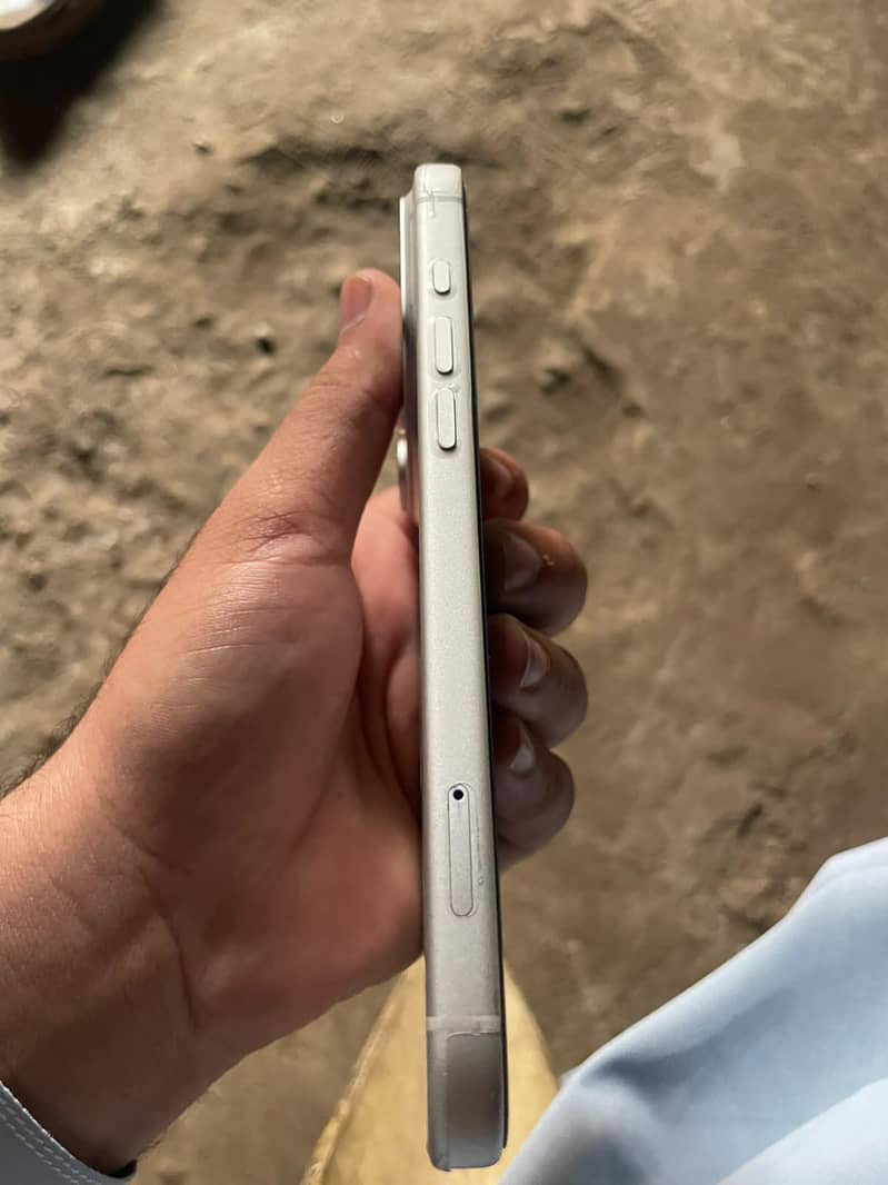 Apple iPhone 17 Pro Max 3