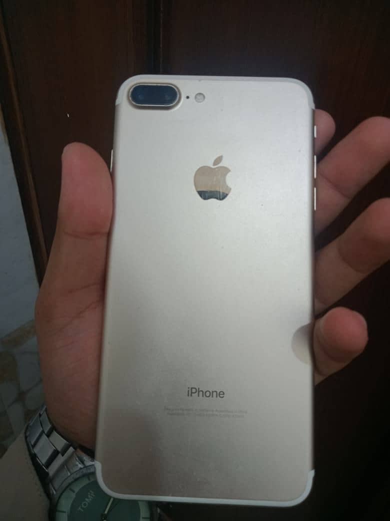Apple iPhone 7 Plus 0