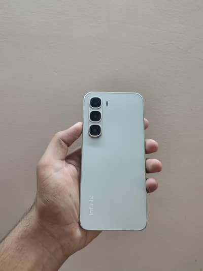 Infinix Hot 60 Pro 8/128