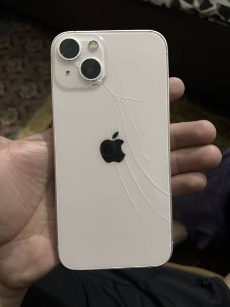 Apple iPhone 13 0