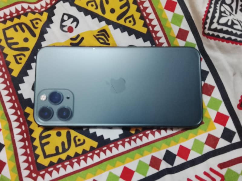Apple iPhone 11 Pro 2