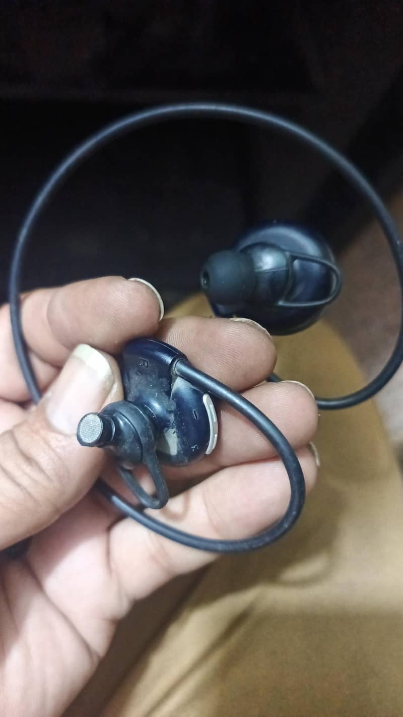 imported wireless Bluetooth neckband 2
