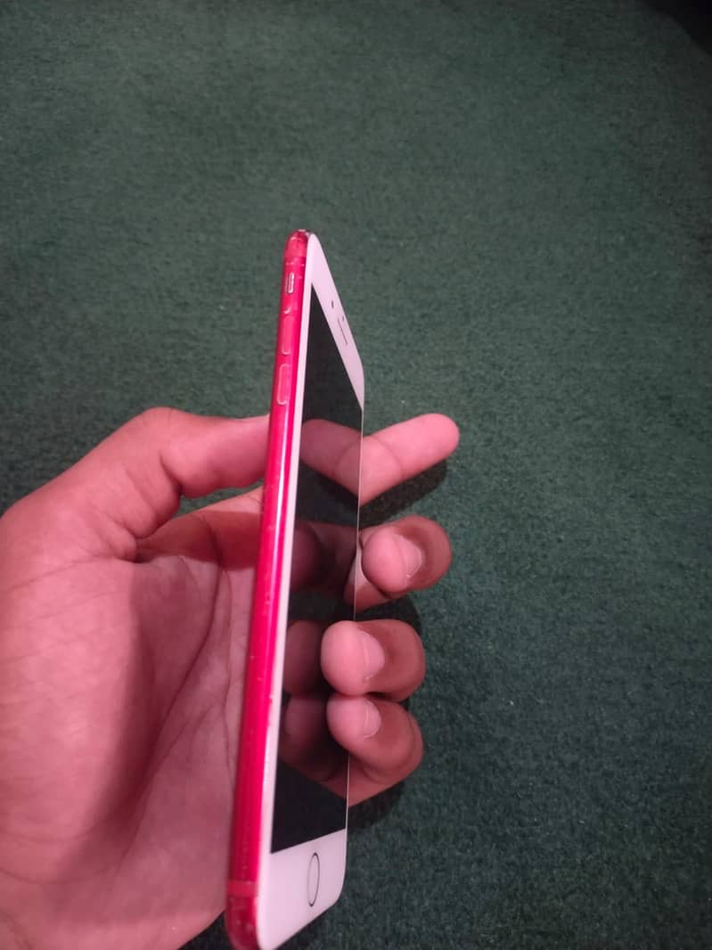 Apple iPhone 7 Plus 0