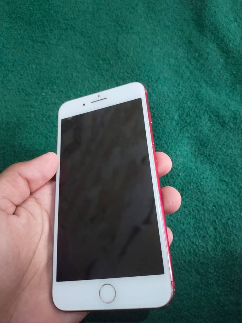 Apple iPhone 7 Plus 1