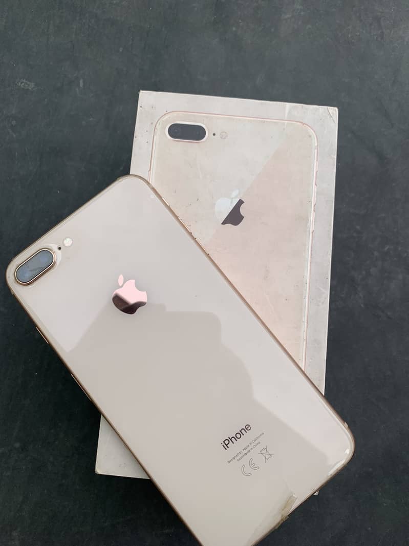 Apple iPhone 8 Plus 1