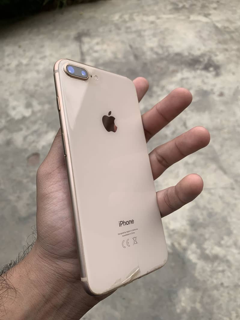 Apple iPhone 8 Plus 7