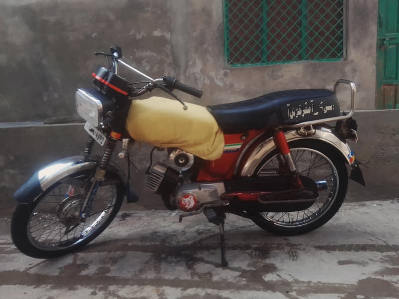 Yamaha 2 stock - Other Motorcycles - 1120786846