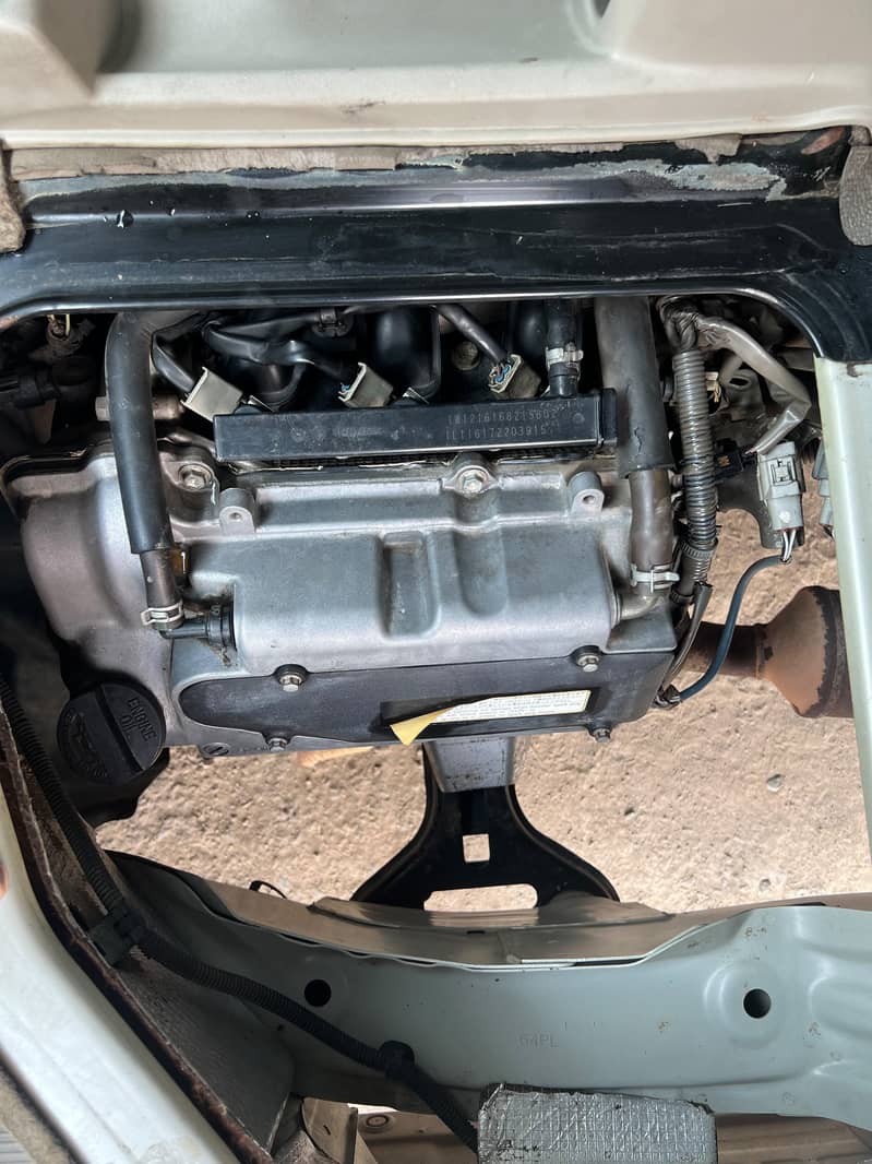 Suzuki every eco,engine 6