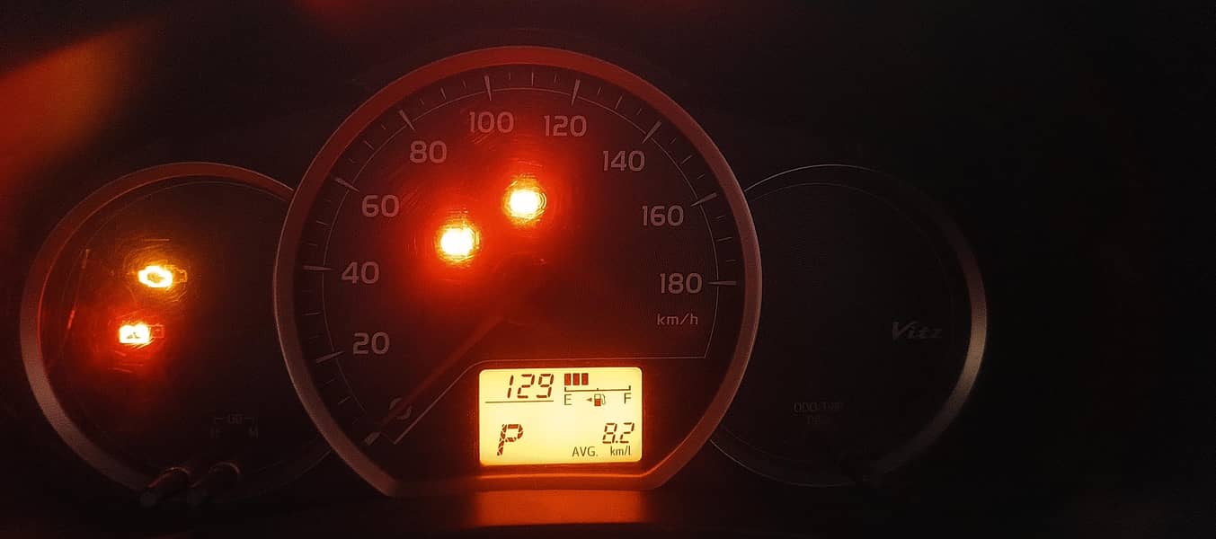 Toyota Vitz 7