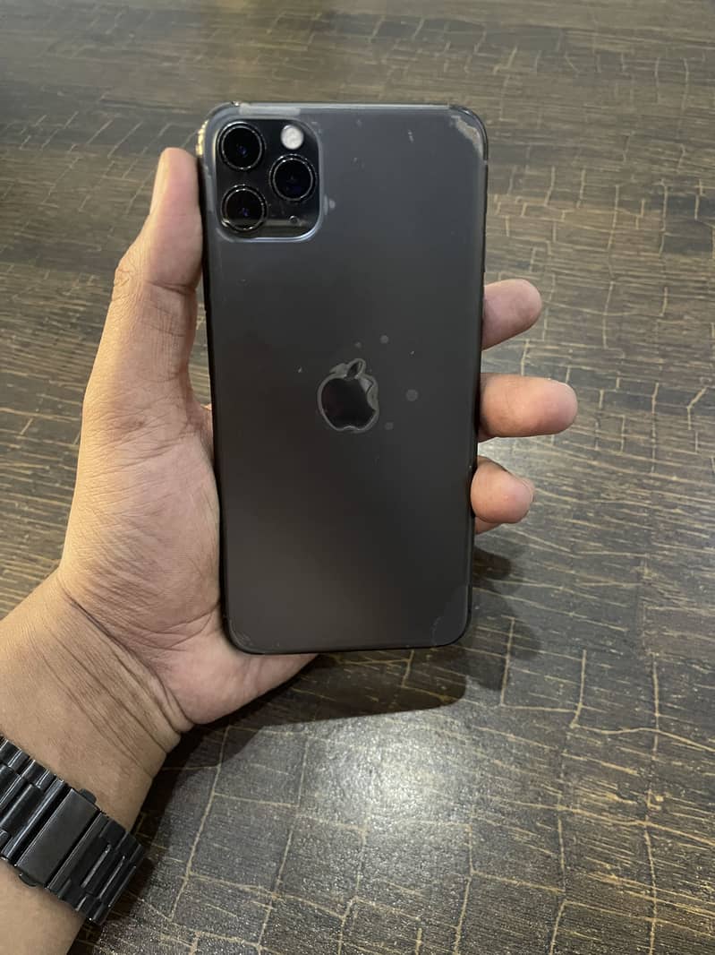 Apple iPhone 11 Pro Max 1