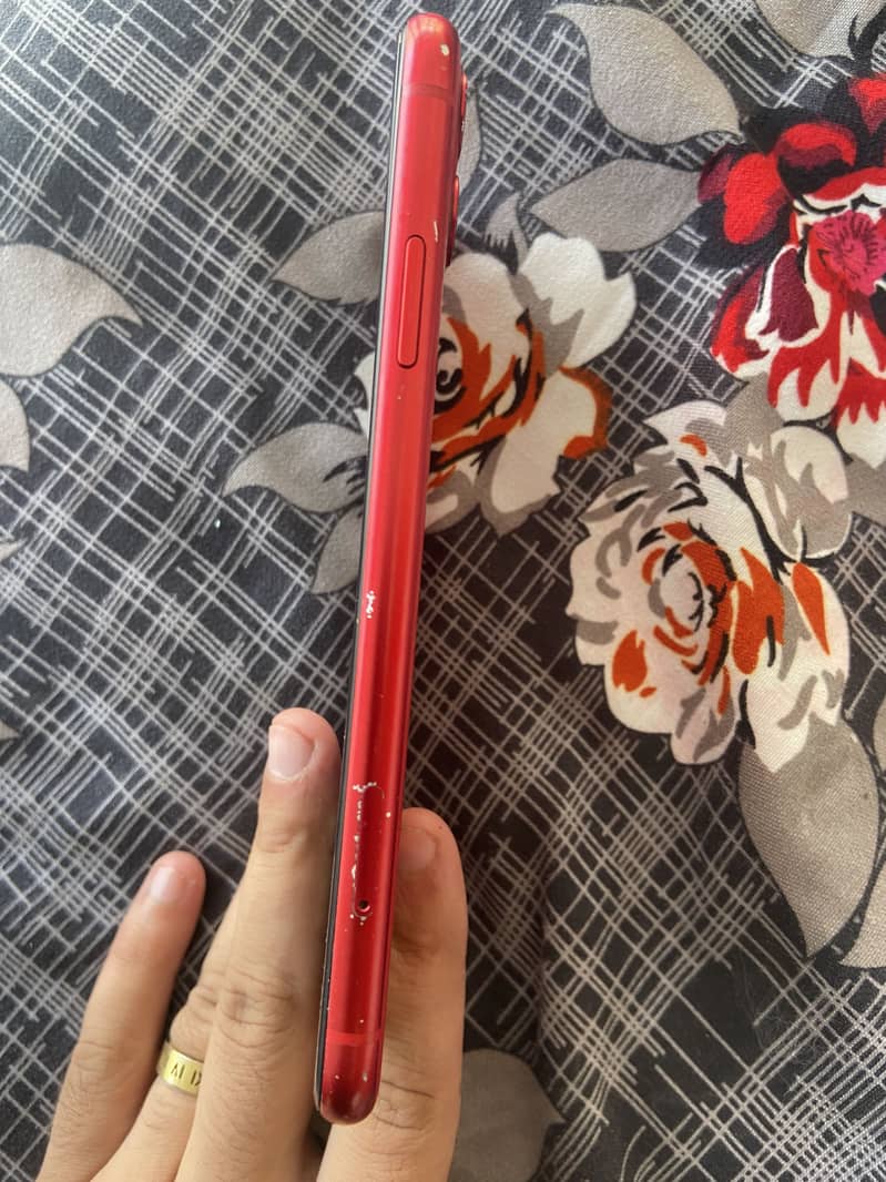 Apple iPhone 11 7