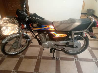 Honda cg125 2027 model new for sall
