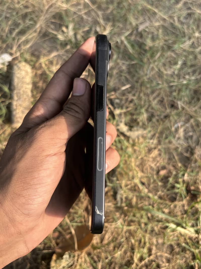 Apple iPhone 15 3
