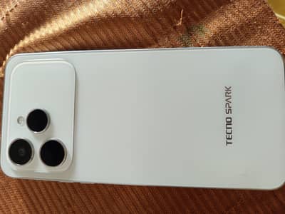Tecno Spark 40