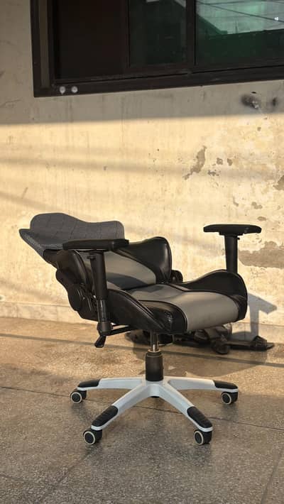 gaming chair