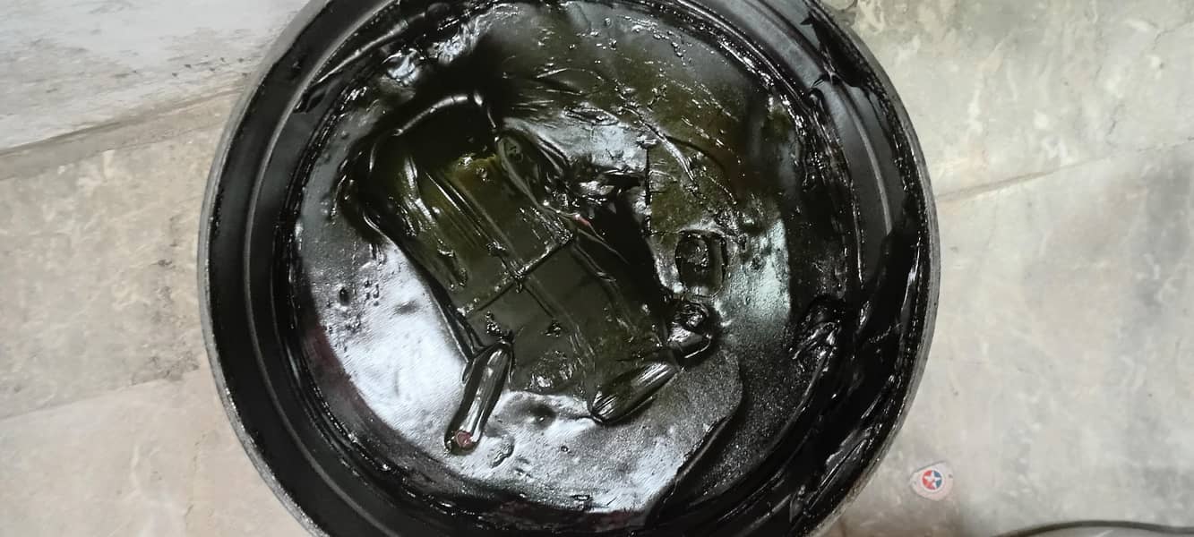 black New Grease 0