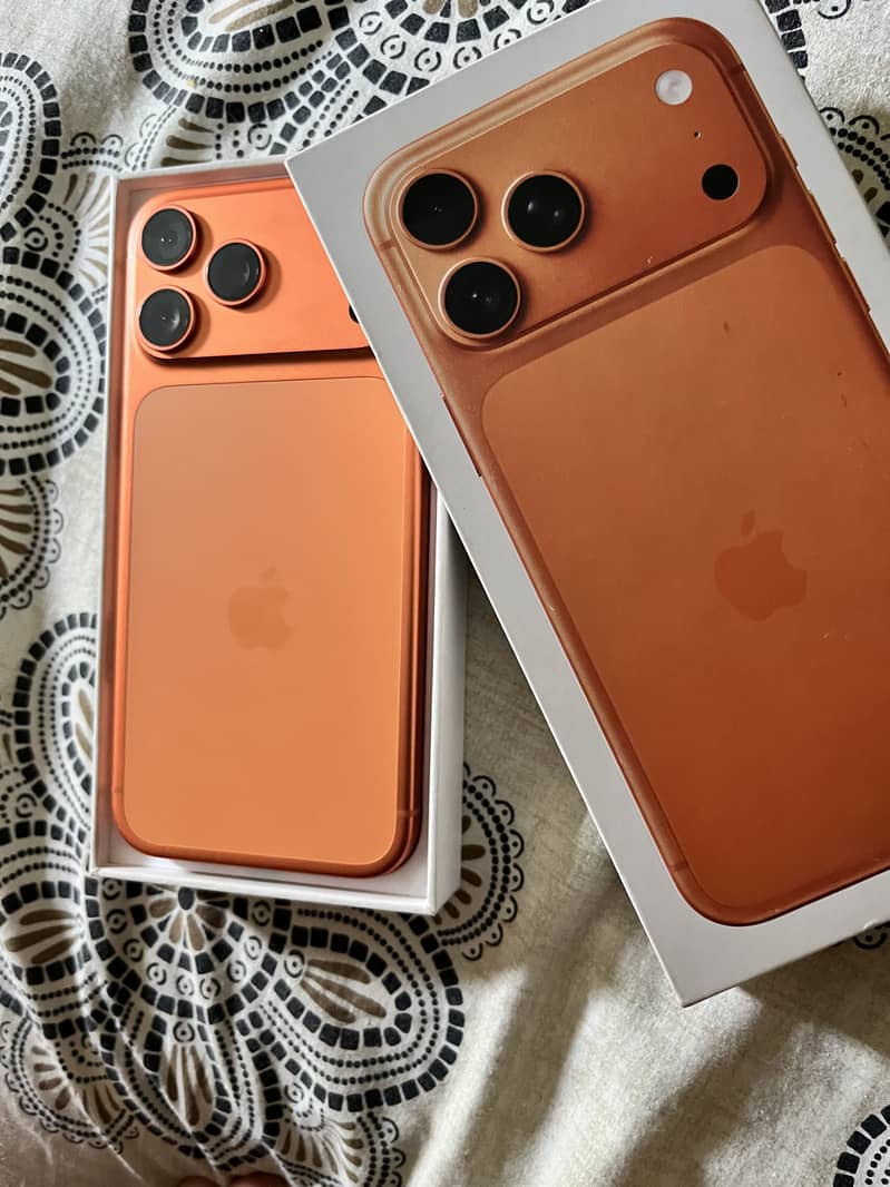 Apple iPhone 17 Pro Max 1