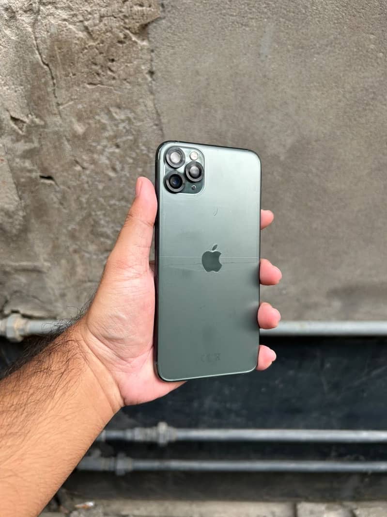Apple iPhone 11 Pro Max 2