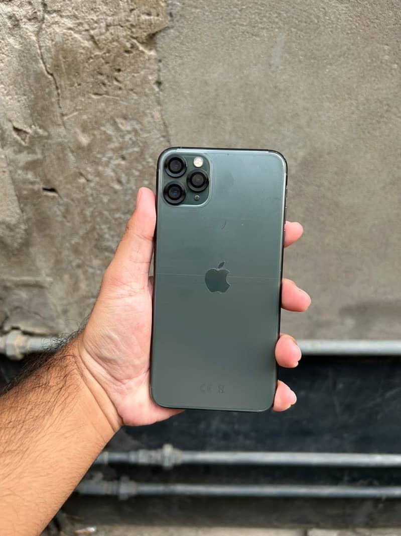 Apple iPhone 11 Pro Max 3