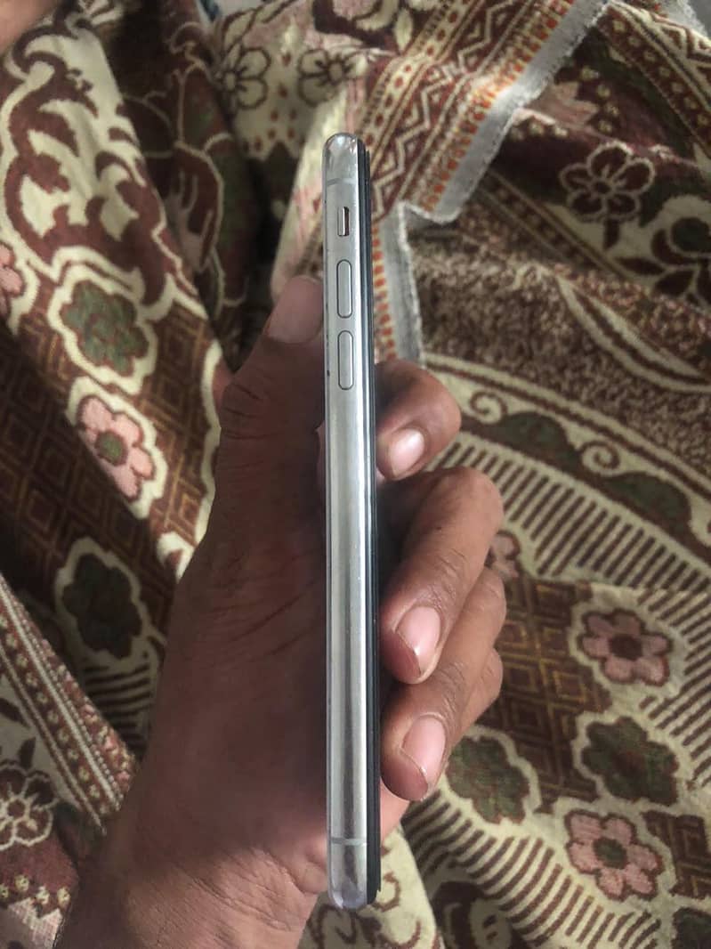 Apple iPhone XS 2