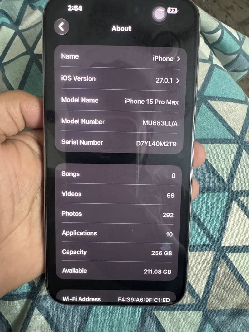 Apple iPhone 15 Pro Max 3