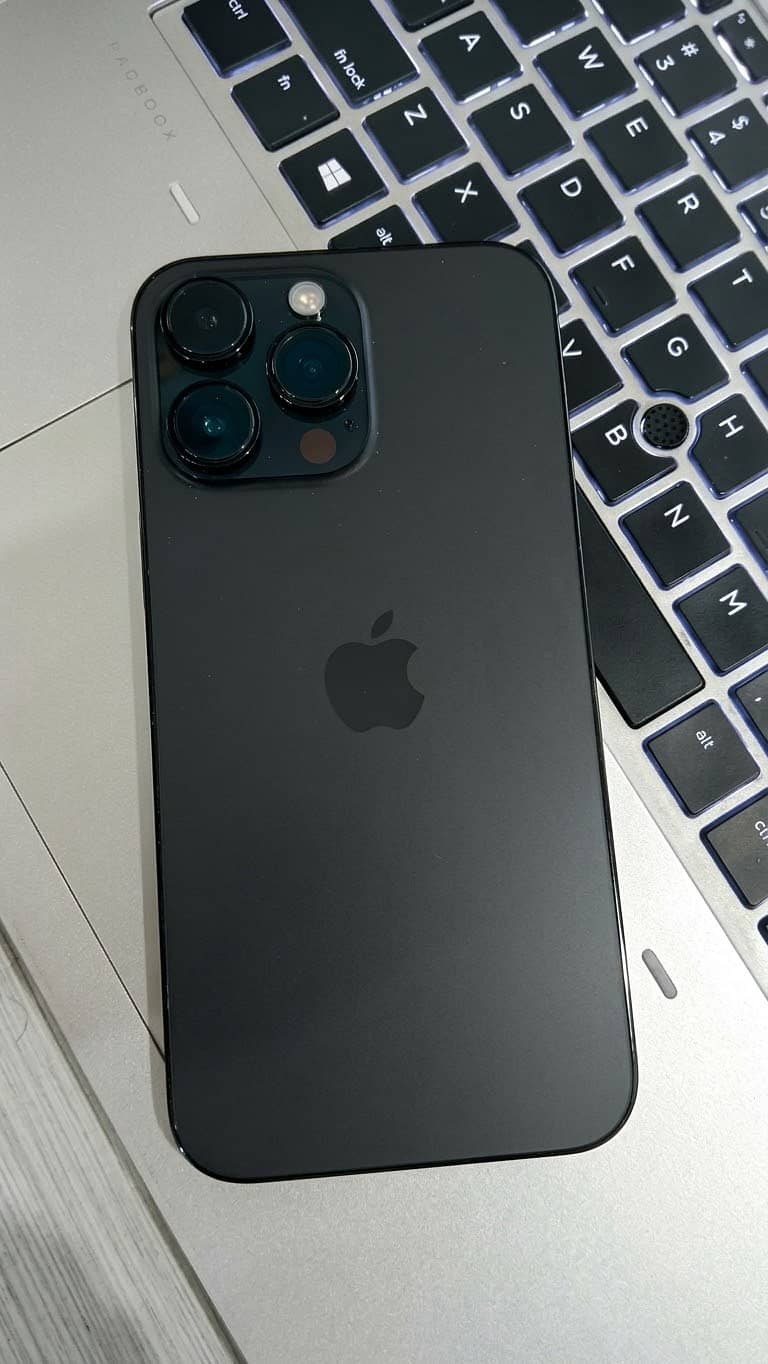 Apple iPhone 14 Pro Max 0
