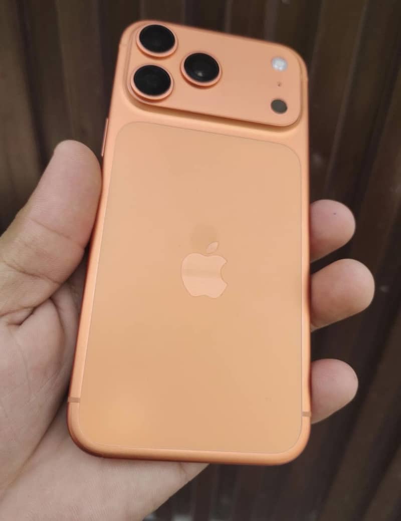Apple iPhone 17 Pro Max 0