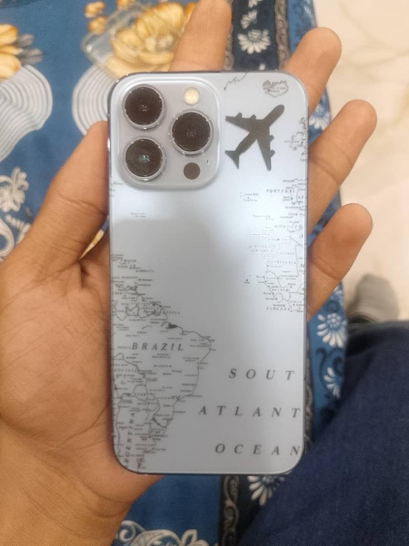 Apple iPhone 13 Pro 0