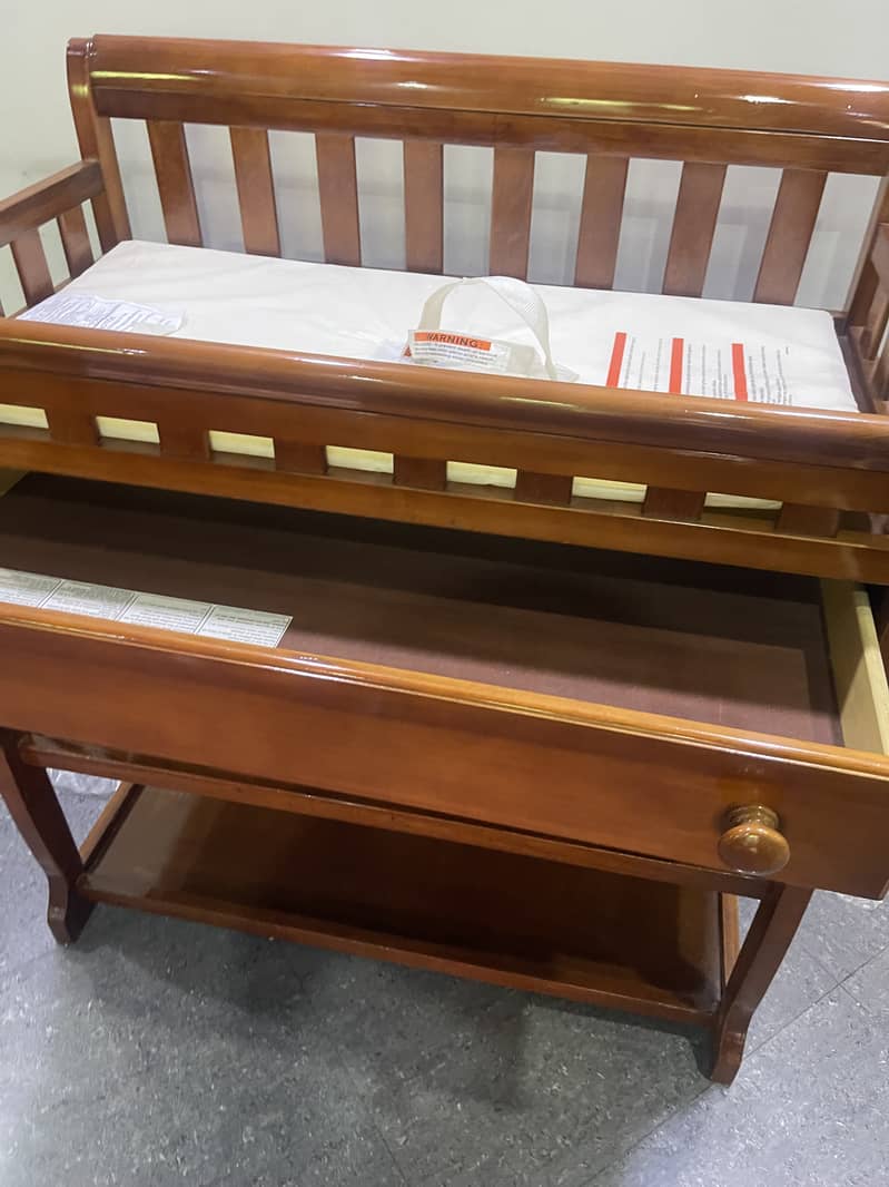 Wooden Baby Changing Table with Storage Shelf & Drawer 2