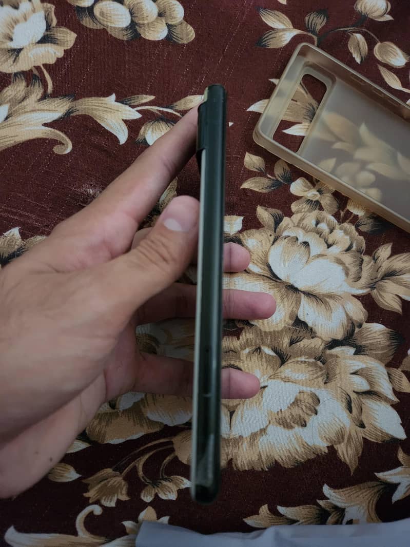 Google Pixel 6 must read description 3