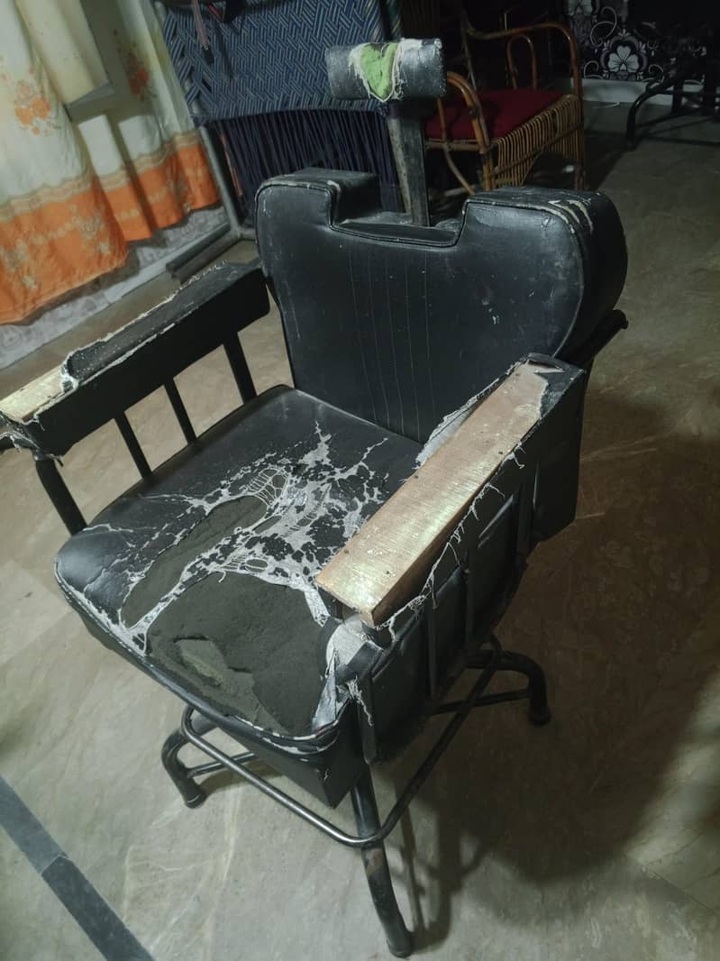 2 saloon chair 1
