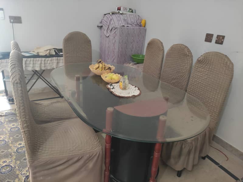 Dining table 6