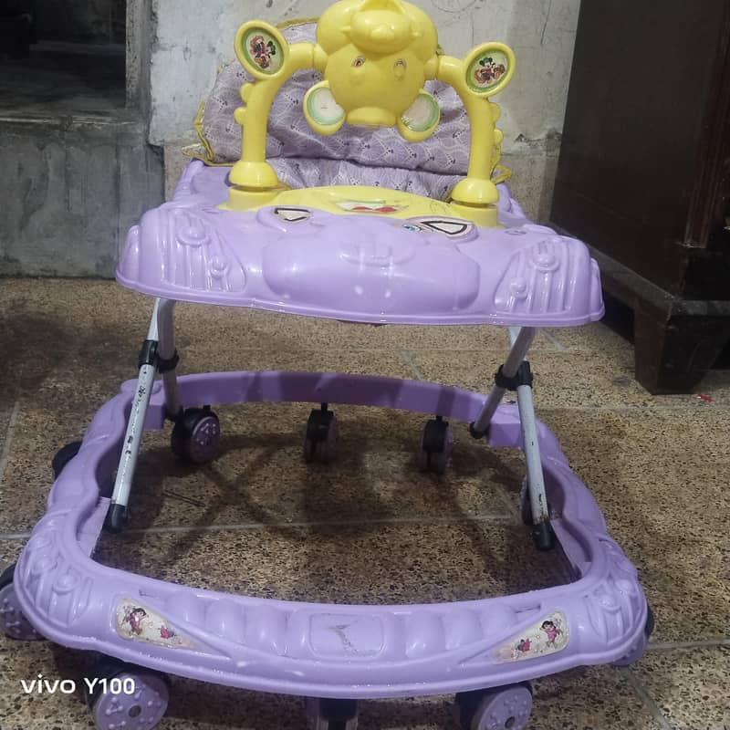 baby walker 2