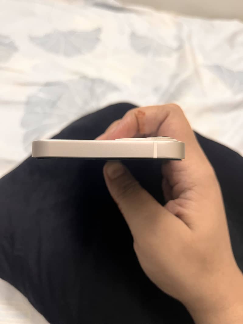 iPhone 13 5