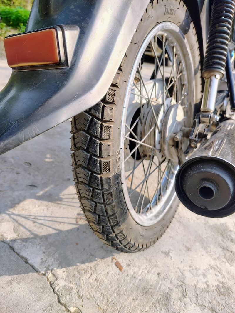 CD 100 Bike 3