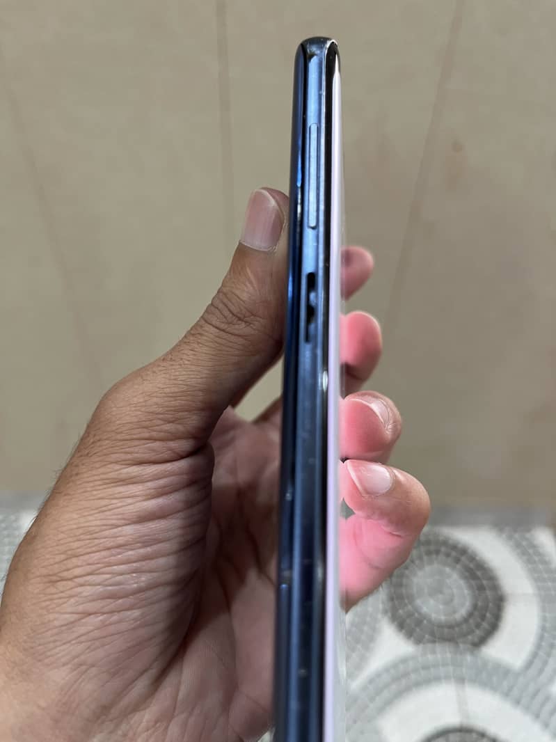 Samsung Mobile S9 Plus 10