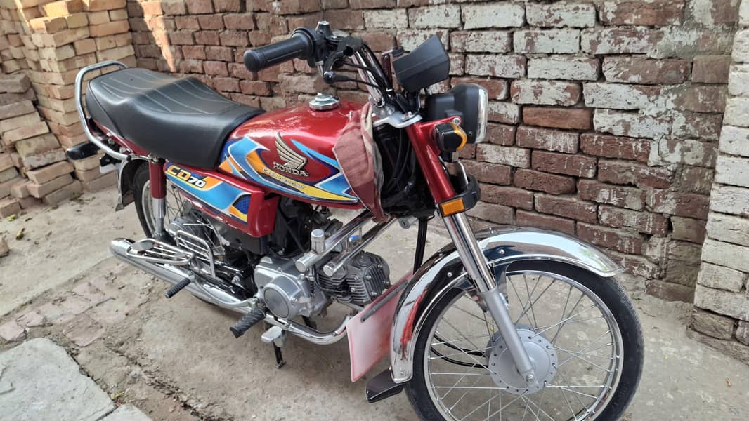 Honda cD70 3