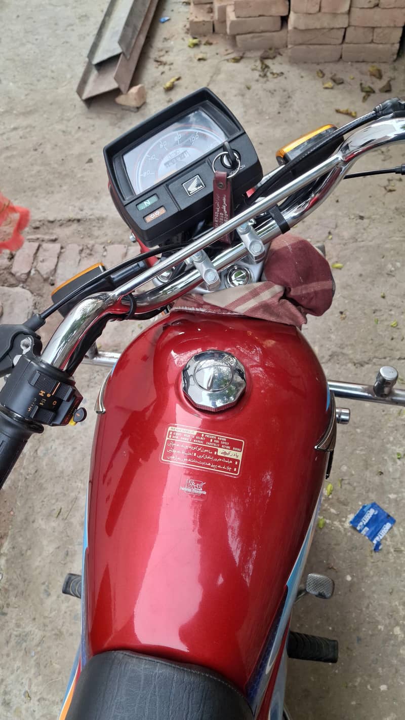 Honda cD70 7