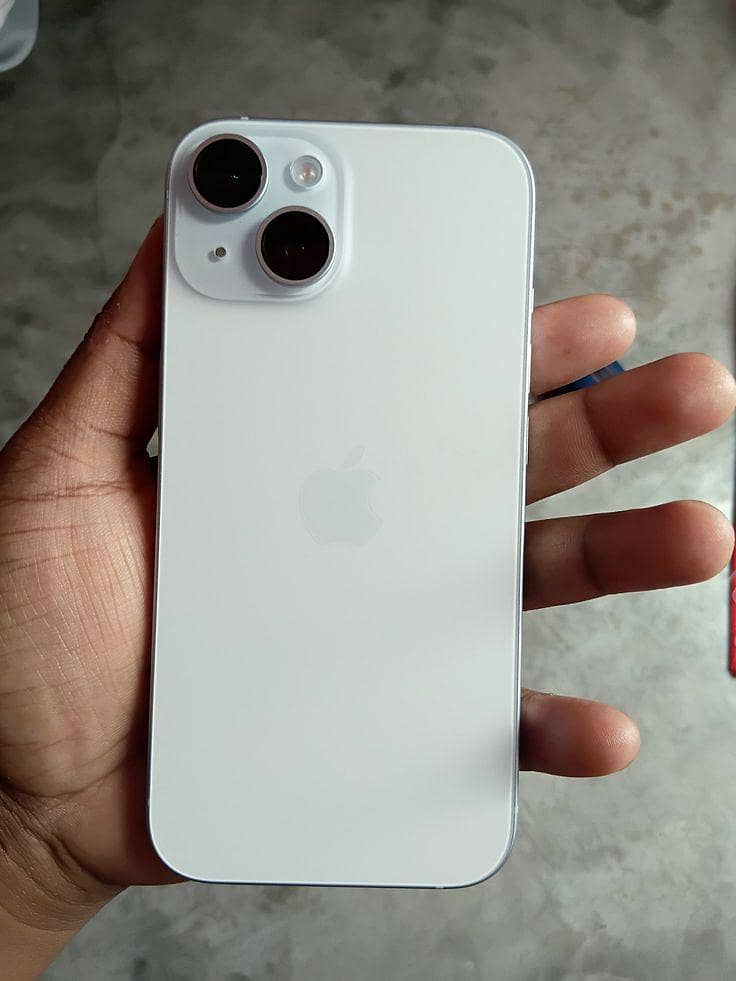 Apple iPhone 13 1