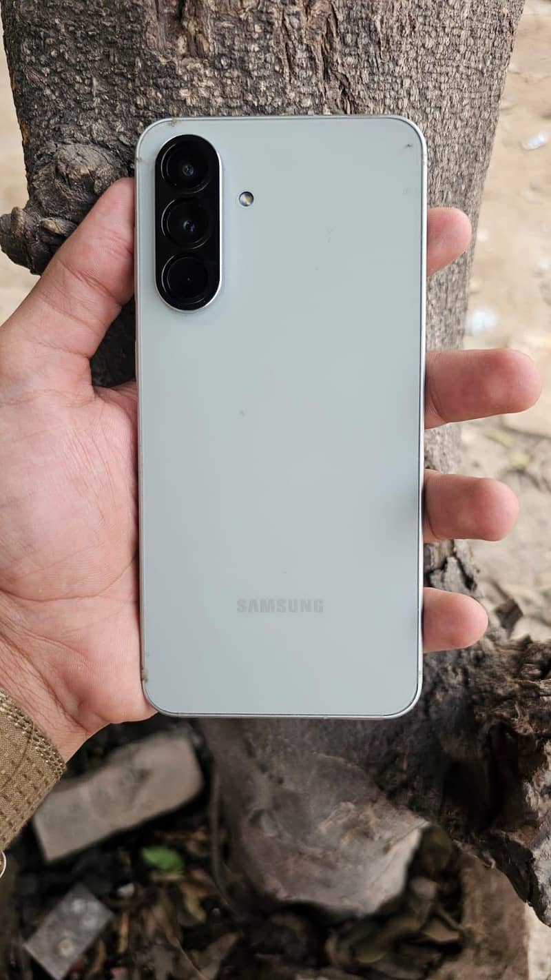 Samsung Mobile A56 0