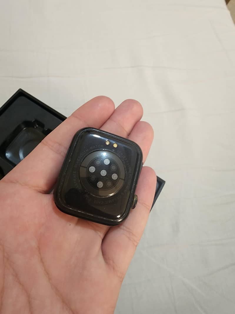 Modio smart watch. 3