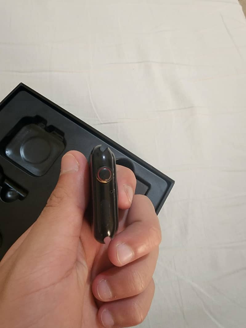 Modio smart watch. 4