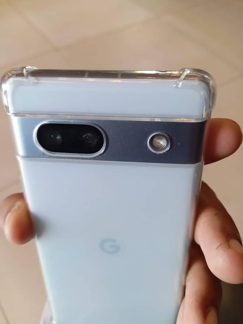 Google Pixel 7a 4