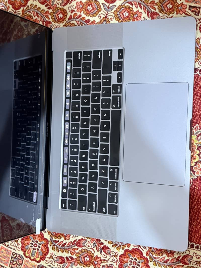 2019 MacBook 2