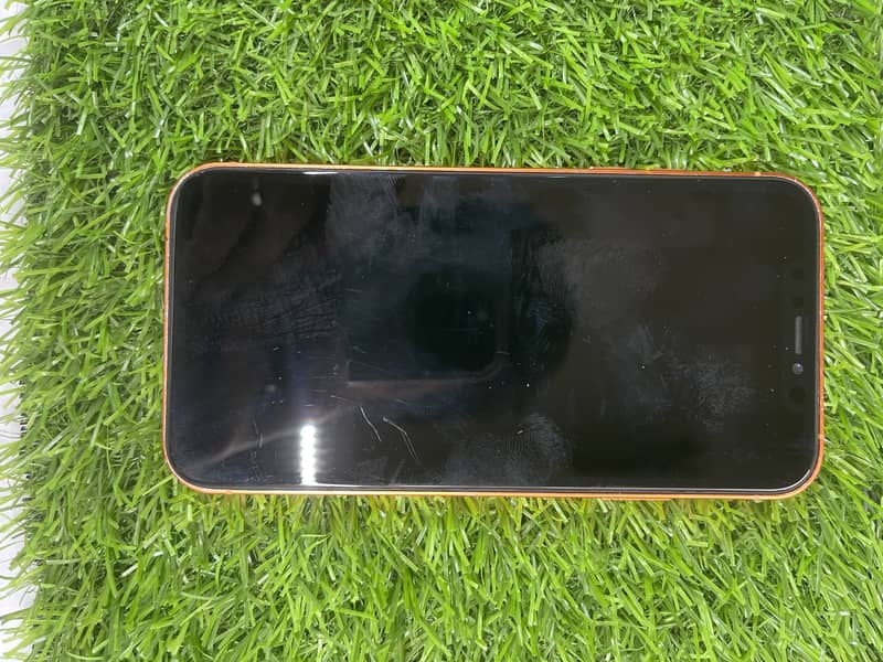 Apple iPhone XR 4