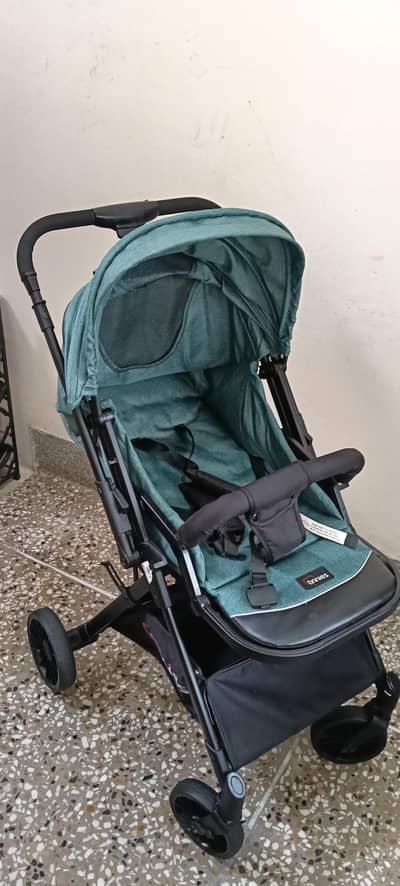 Tinnies Baby two way facing cart (mother facing)