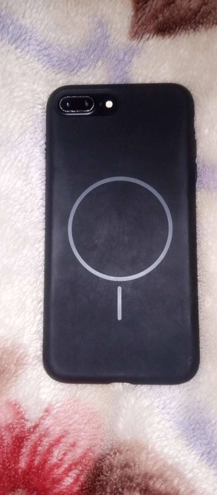 Apple iPhone 7 Plus 2