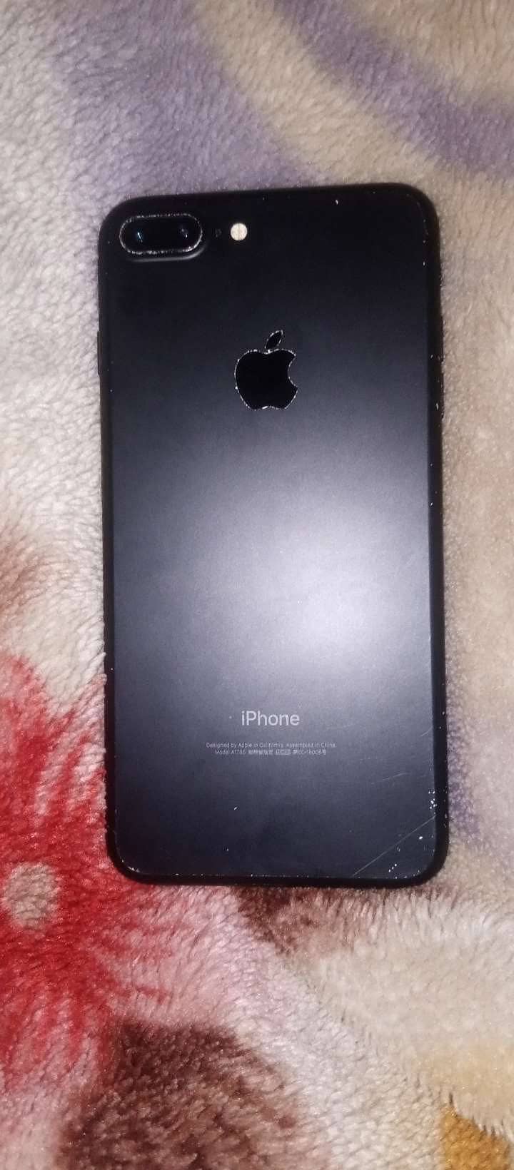 Apple iPhone 7 Plus 4