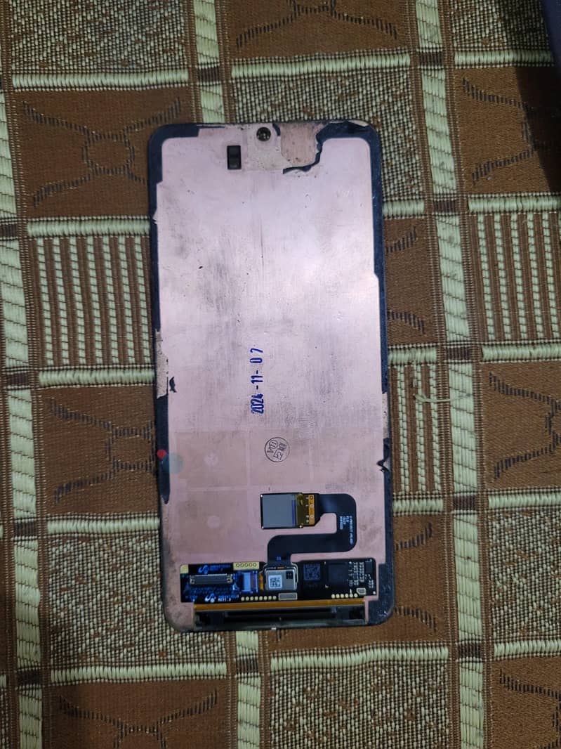 Samsung s21plus lcd 1